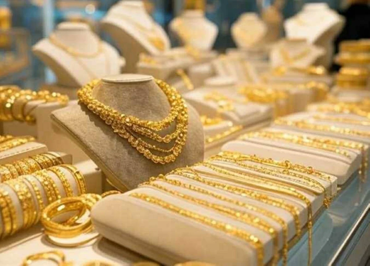 سعر أونصة الذهب عالمياً اليوم يسجل تقلبات مستمرة