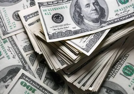 مؤشرات سوق الصرف: مستويات تداول العملات الأجنبية في صنعاء وعدن